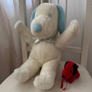 Two vintage Snoopy plush dogs toys dog puppy stuffed toy Peanuts plushies